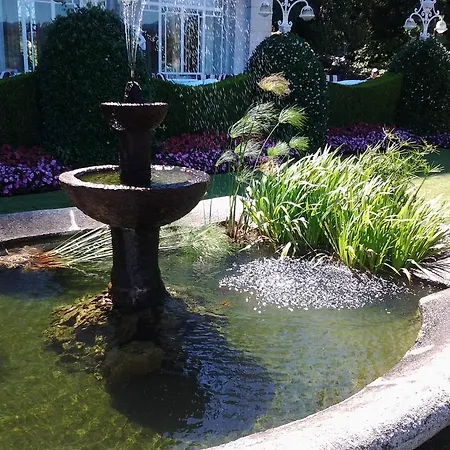 Grand Des Iles Borromees & Szálloda