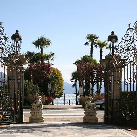 Szálloda Grand Des Iles Borromees & 5*