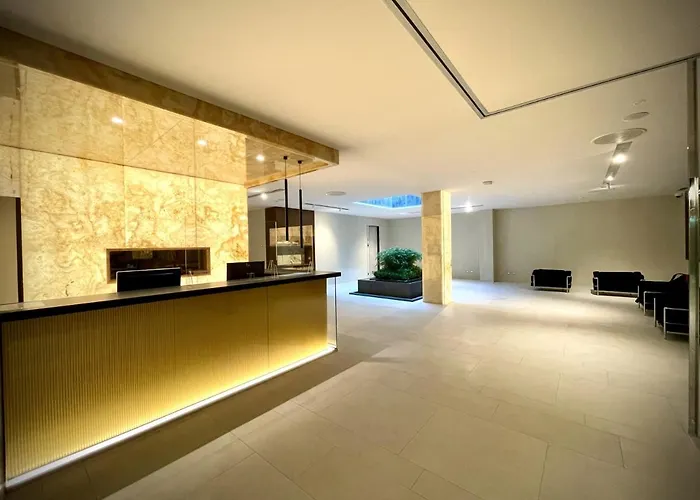 Ξενοδοχείο Grand Des Iles Borromees & 5*