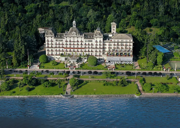 Grand Des Iles Borromees & Готель