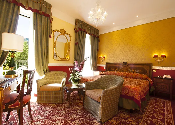 Готель Grand Des Iles Borromees & 5*