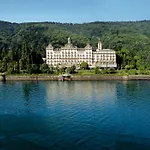 Grand Des Iles Borromees & Szálloda