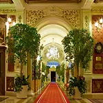 Szálloda Grand Des Iles Borromees & 5*